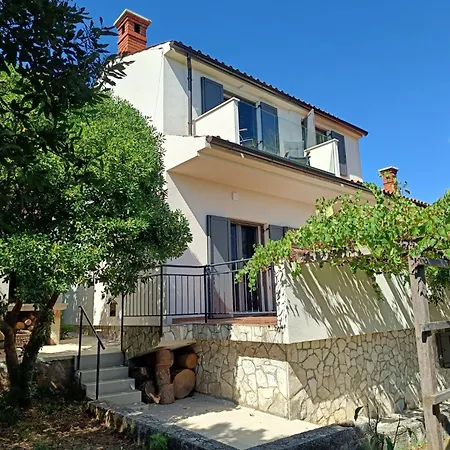 بيت للعطل Haus Mara By Interhome *